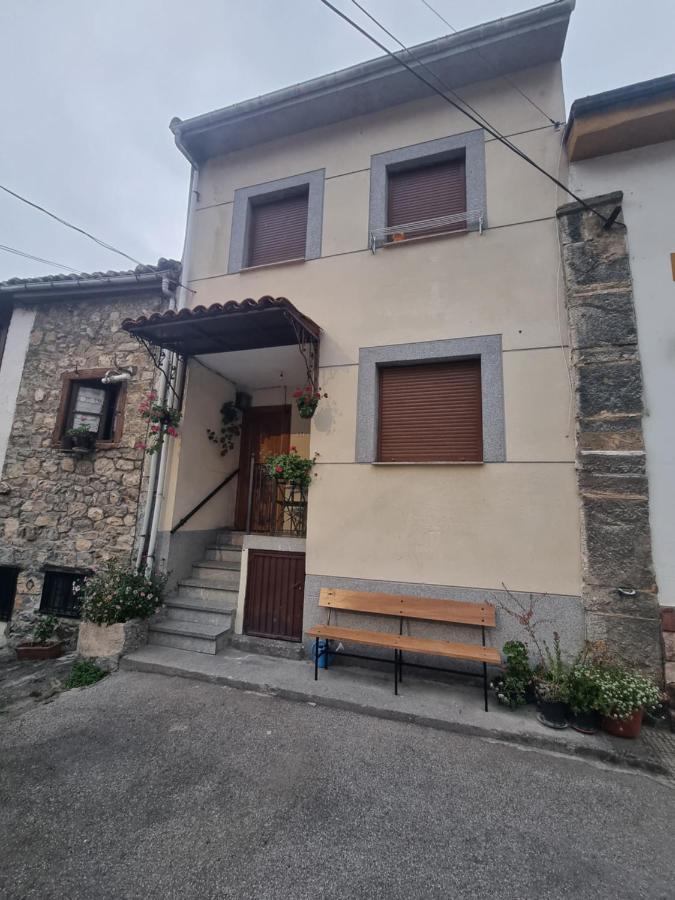 Vila Ca' Remedios Felechosa Exteriér fotografie